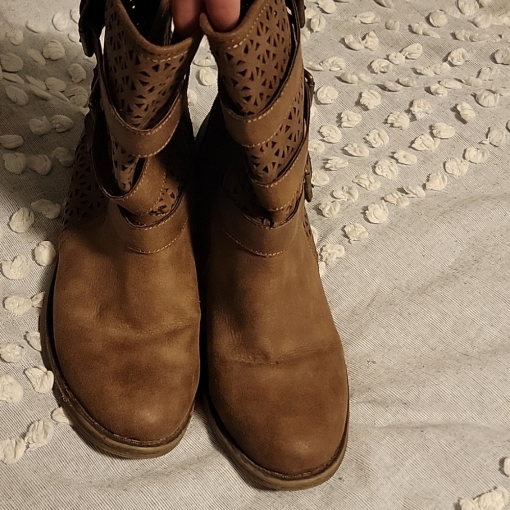 Justice Boots